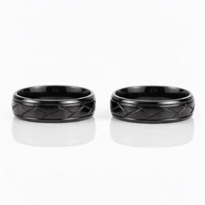 Black Crisscross Band Ring Set (Stainless Steel, Sizes 8 & 10)